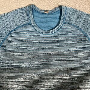 Lululemon Shirt Mens Medium Striped Metal Vent Pullover Stretch Casual Workout